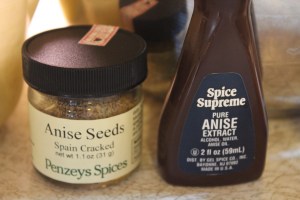 Anise is available as either crushed or whole seeds,or as an extract.