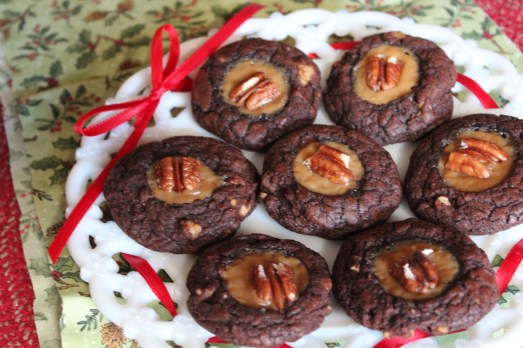 Pretty cookies inviting you to take a bite.