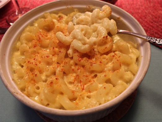 Baked cavatappi with three cheeses