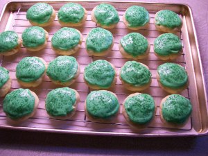 Change colors to suit the occasion or holiday.