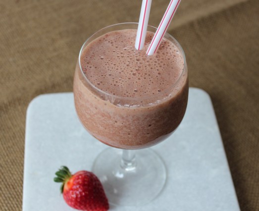 Skinny Chocolate Covered Strawberry Frappé
