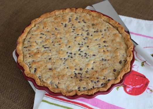 Smells like a chocolate chip cookie. I wonder why!