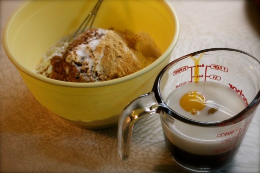 Dry ingredients and wet ones prepared to mix together.